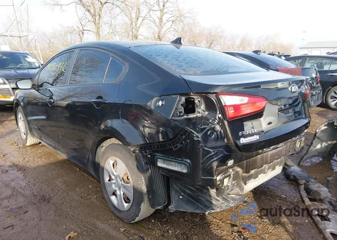 2016 Kia Forte Lx z USA, uszkodzony, nr VIN KNAFK4A60G5520238